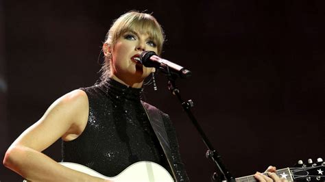 Taylor Swift: Eras Tour - En musikhistorisk resa genom stjärnans karriär och dess omedelbara inverkan på popkulturen